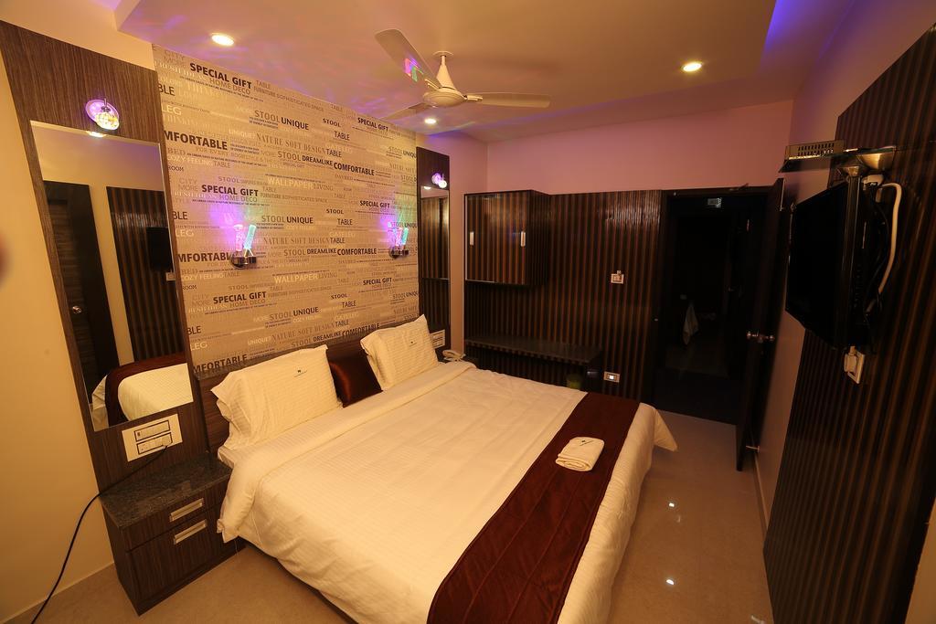 Vijaya Residency - Porur Chennai Exterior foto